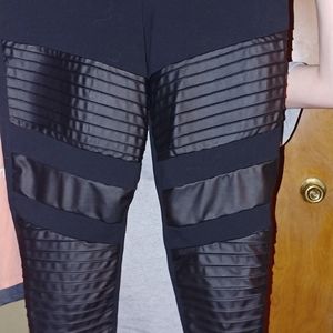 Torrid leggings